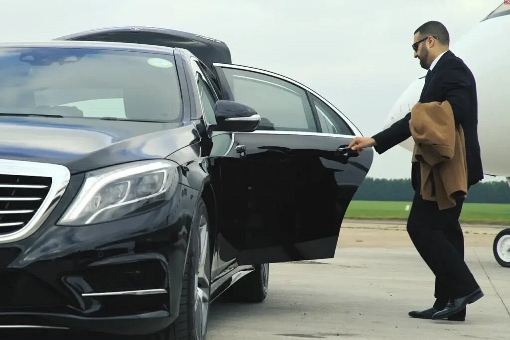 Black Chauffeur Service